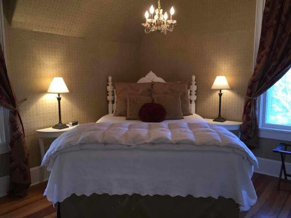 Mccloud River Bed And Breakfast Ngoại thất bức ảnh